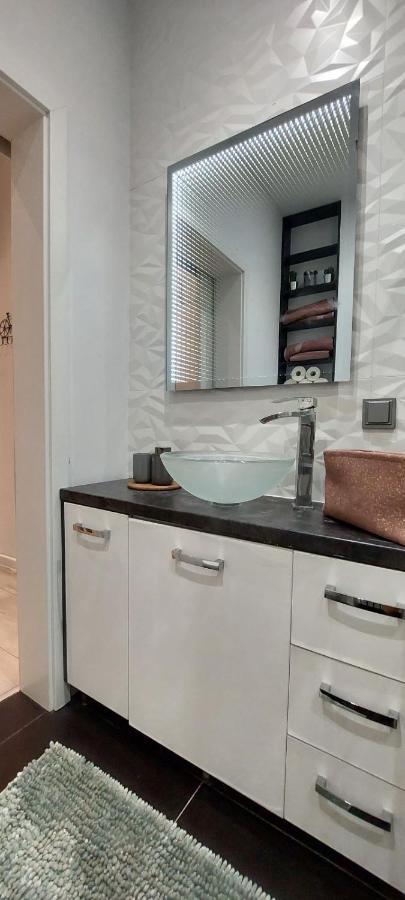 ניסה Apartament W Centrum מראה חיצוני תמונה